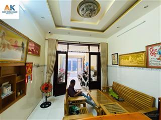 Nhà đẹp hiện đại 1 trệt 3 lầu sân ô tô, kdc khang trang,vị trí vip ngay trung tâm, vừa ở vừa làm vp