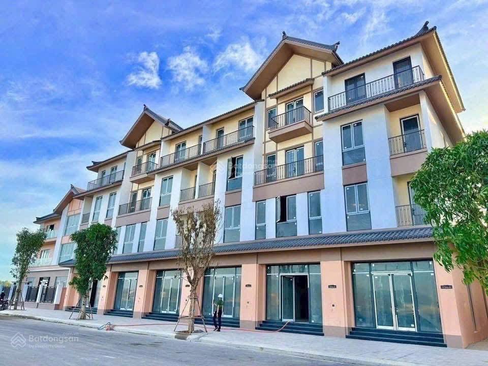 Nổi bật bán lỗ căn vinhomes pearl bay nha trang nhà 4 tầng chỉ 11tỷ8 giá đã vat hiếm có 1 căn ạ
