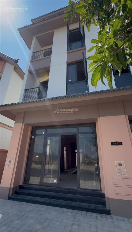 Nổi bật bán lỗ căn vinhomes pearl bay nha trang nhà 4 tầng chỉ 11tỷ8 giá đã vat hiếm có 1 căn ạ