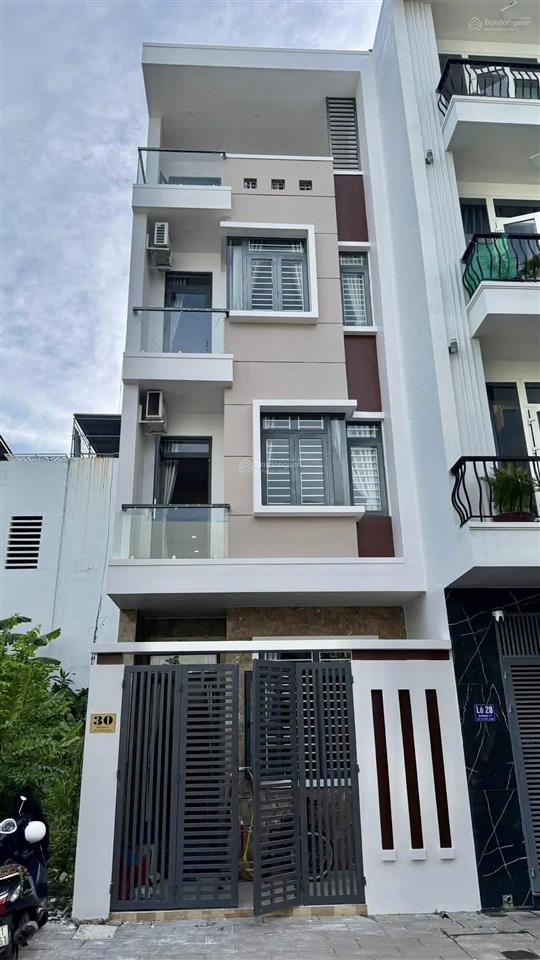 Giảm 300 triệu nhà 4 tầng tđc phước long chỉ còn 7tỷ4. nhà đẹp nội thất mới 100% alo em xem nhà