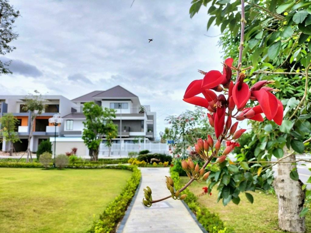 Chính chủ bán nhà thô 3 tầng gói 8 kđt mỹ gia  giá rẻ hơn thị trường chỉ 5,9 tỷ alo em thư