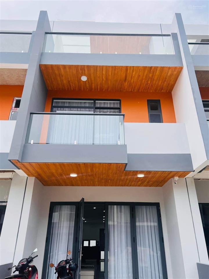 Chính chủ bán nhà thô 3 tầng gói 8 kđt mỹ gia  giá rẻ hơn thị trường chỉ 5,9 tỷ alo em thư