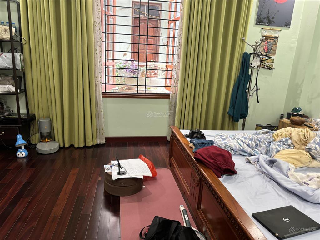 Bán nhà phú diễn  33m2  lô góc  ô tô tránh nhau  giá 8,4 tỷ  gần đường