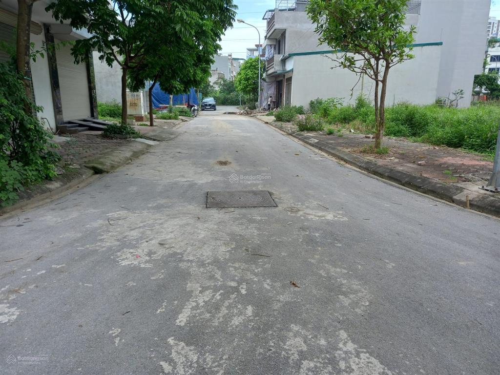 Bán đất lô góc trịnh văn bô  58m2  mặt tiền 4,5m nở hậu  gần mặt phố  ô tô vào nhà  kinh doanh