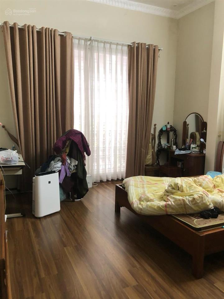 Bán nhà ngõ 267 hồ tùng mậu dt 38m2  mt 6m  lô góc  ô tô vào  9,9 tỷ