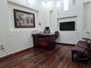 Bán nhà ngõ 180 hoàng quốc việt dt 47m2 * mt 3,6m  gần ô tô.