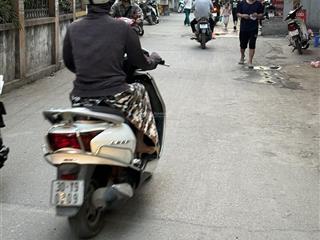 Chỉ hơn 6 tỷ có lô đất tại tu hoàng  sổ 56m2  mt 4,5m vuông vắn  ô tô 5 chỗ vào nhà.