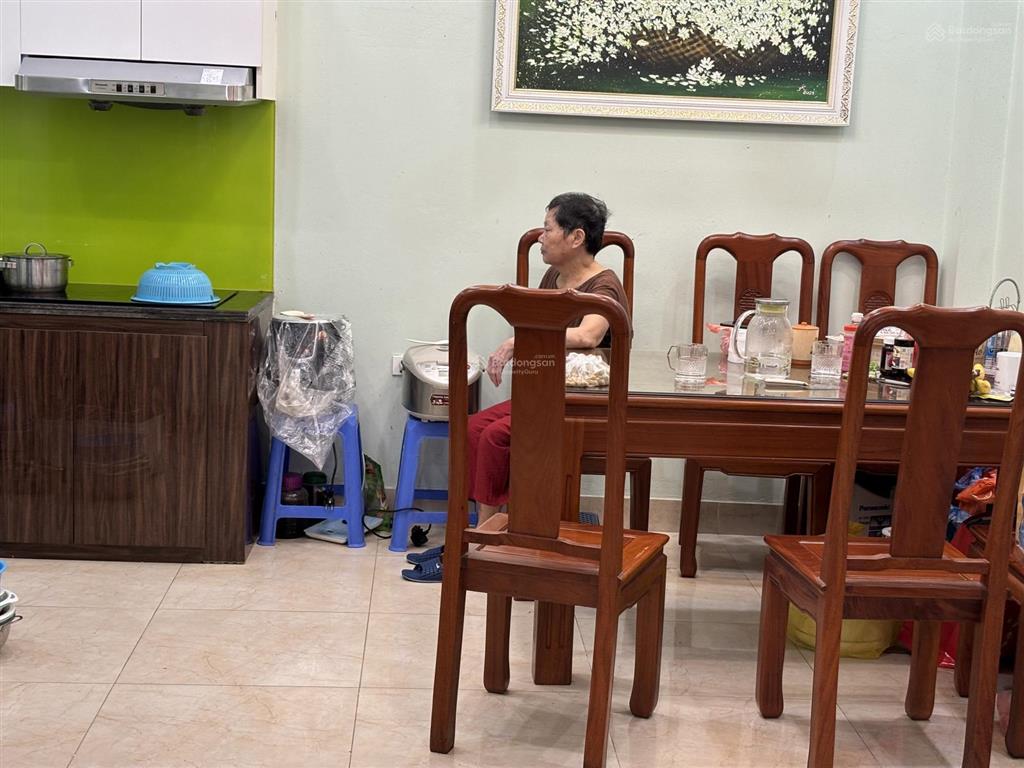 Bán nhà hồ tùng mậu 39m2 x 5 tầng. 30m ra ô tô  giá 8 tỷ