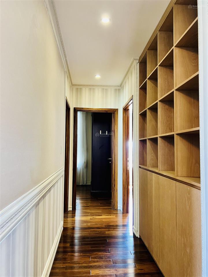 Cho thuê căn hộ 3pn/97m² léman luxury quận 3, trung tâm quận 1, giá thuê 38tr/tháng ko bnb