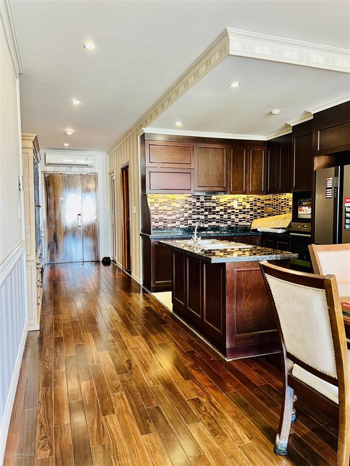 Cho thuê căn hộ 3pn/97m² léman luxury quận 3, trung tâm quận 1, giá thuê 38tr/tháng ko bnb