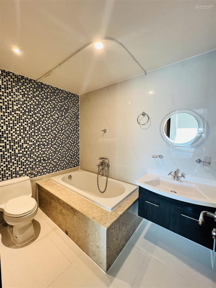 Cho thuê căn hộ 3pn/97m² léman luxury quận 3, trung tâm quận 1, giá thuê 38tr/tháng ko bnb