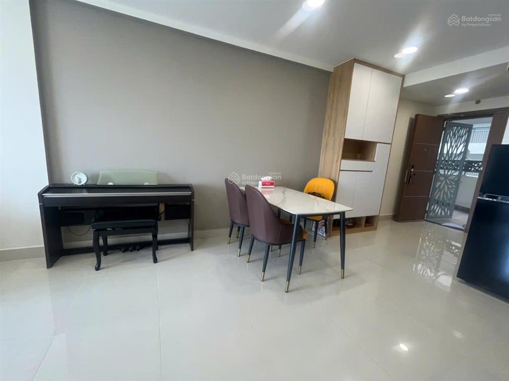 Bán căn hộ gateway 2 pn 2wc 74m2 giá 4 tỷ, nội thất cơ bản, view đẹp giá tốt