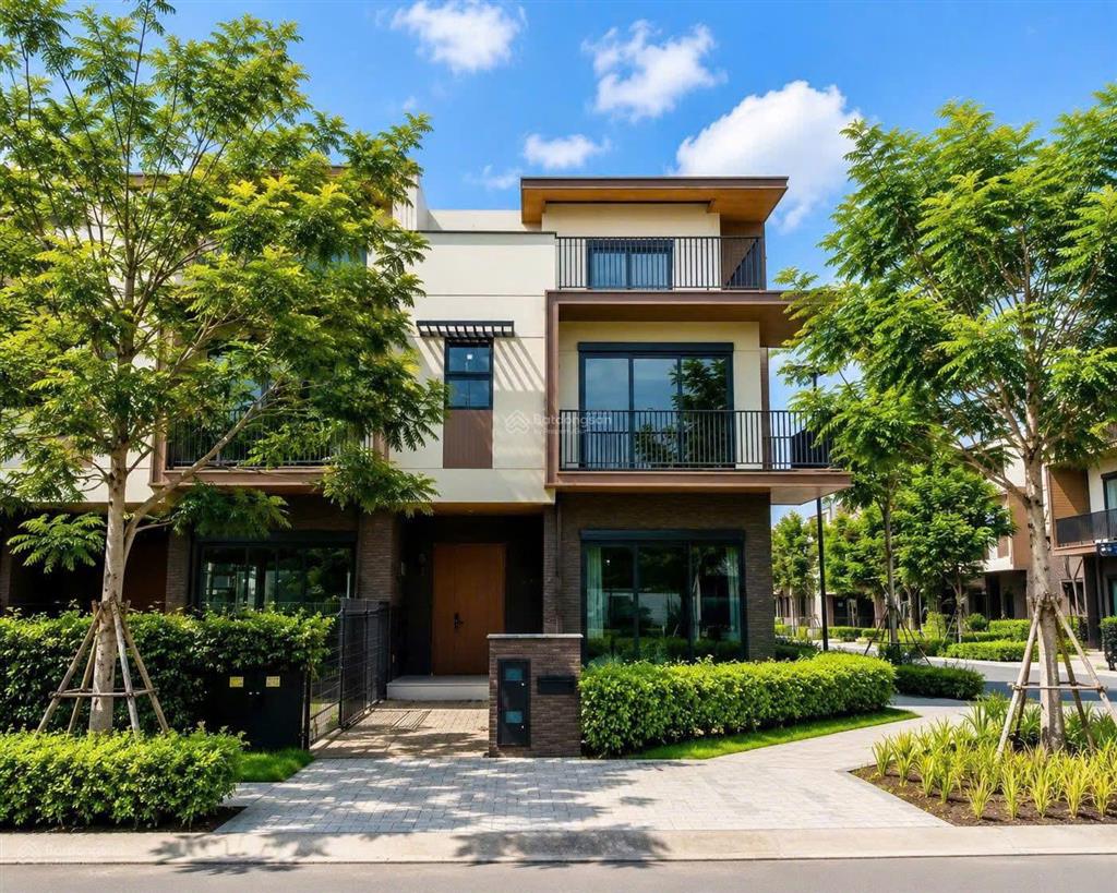 Chính chủ ký gửi bán căn hộ có sổ hồng izumi city 123m2, bán giá 7,4 tỷ, alo 0931 633 ***