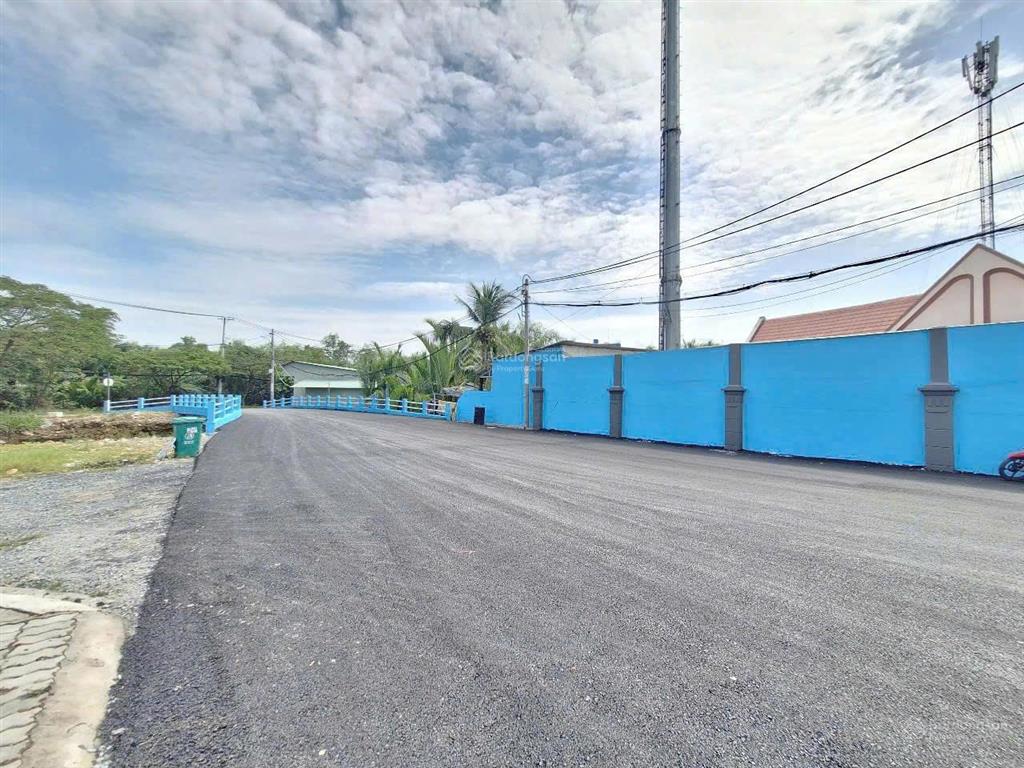 Cần bán gấp lô đất hẻm xe hơi nguyễn bình nhà bè, cách vivo city 10km giá 45 triệu/m2