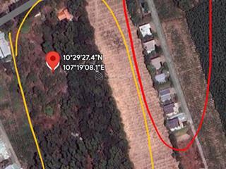 Cần chuyển nhượng quỹ đất lớn 5ha (có 7000m2 thổ cư sẵn) đường nhựa 12m, gần biển lộc an, giá 130tỷ