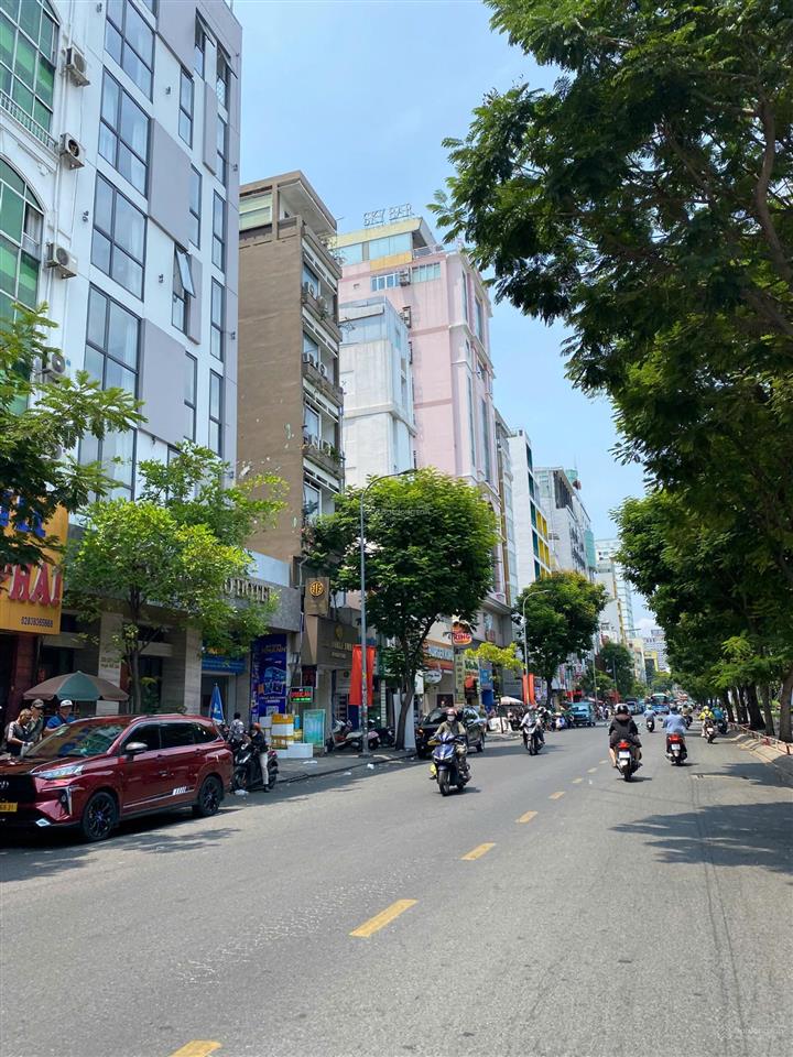 Bán khách sạn 232 đề thám, phạm ngũ lão, q1, dt 4x24m, 11 tầng, hđt 250tr, giá bán 85 tỷ(tl)