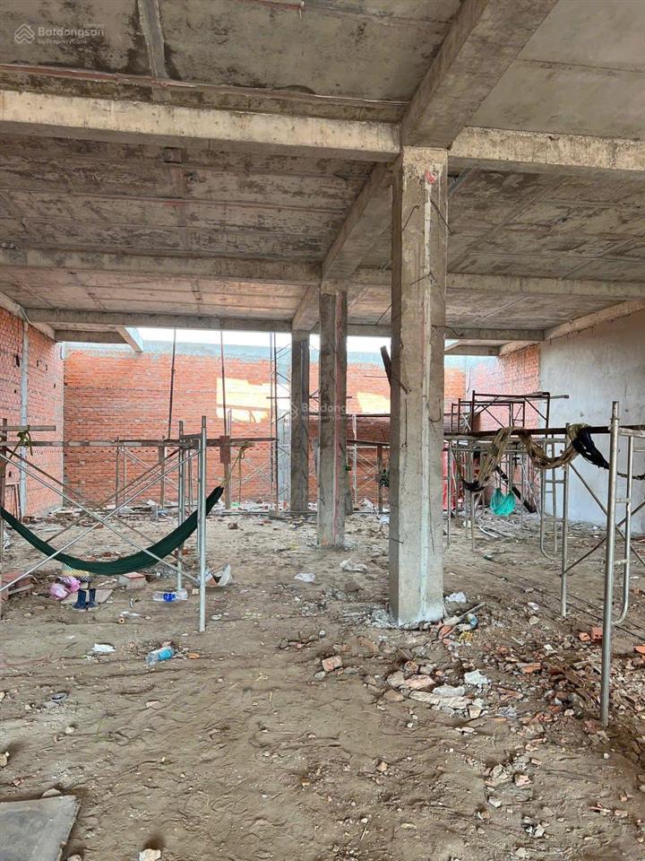 Chỉ 23 tỷ! nhà xưởng + văn phòng sát mặt tiền lê thị hà, tân xuân, 12x50m, 2 tầng