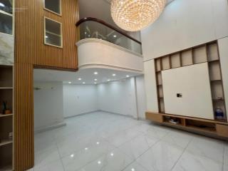 Cho thuê nhà số 279 huỳnh văn bánh p11, phú nhuận  nội thất sẵn  chỉ 2xtr/tháng