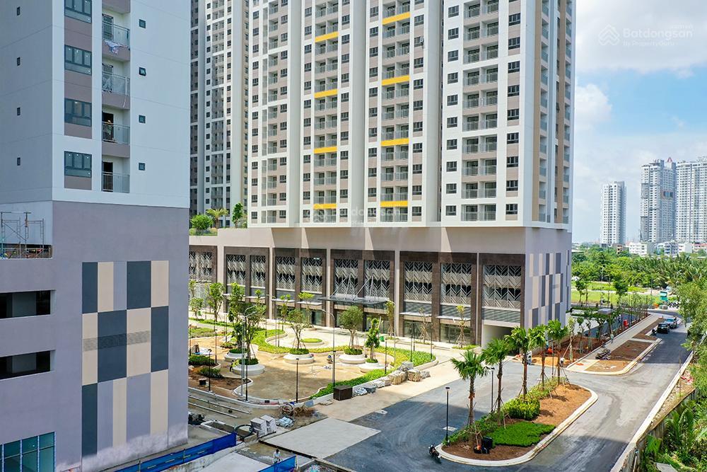 Chính chủ bán căn hộ tầng 19. xem nhà gọi khả ngân trước 10p nhé 0933 973 ***