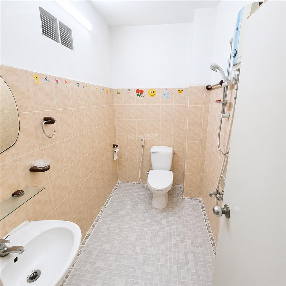 Bán nhà khu vip gần vườn lài 4x18m đúc 2 lầu st, có 5pn, giá ok [9.8 tỷ]