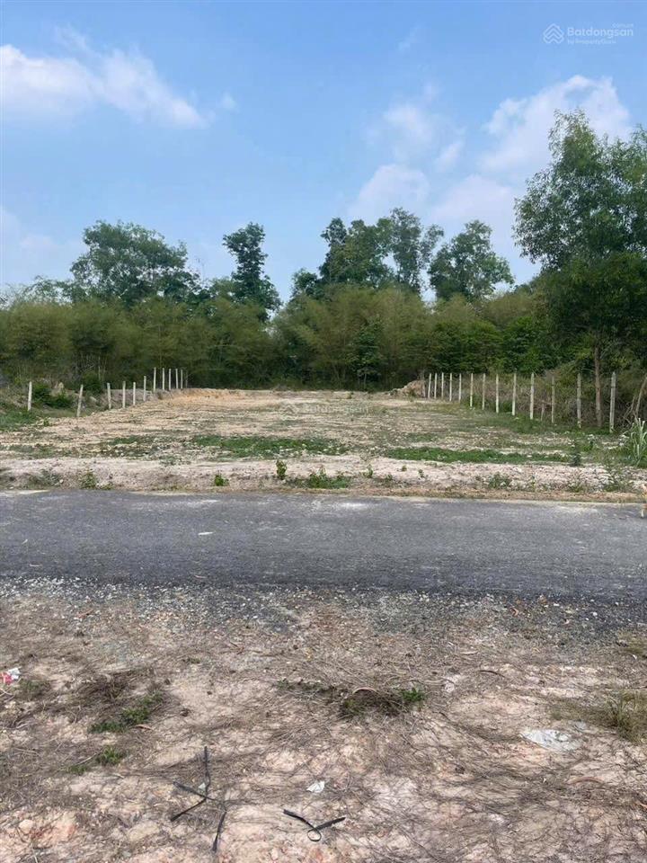 Cần bán 1000m2 đất thổ cư củ chi.