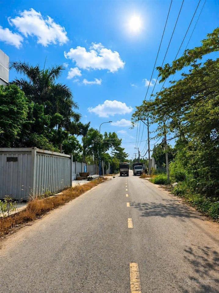 Đất thổ cư nhị bình, hóc môn 1900m2.