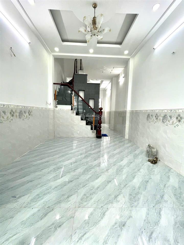 Bán nhà hẻm 4m đường phú định p16 q8 (phường phú định), 1 trệt 1 lầu  2pn, sổ riêng, xd kiên cố