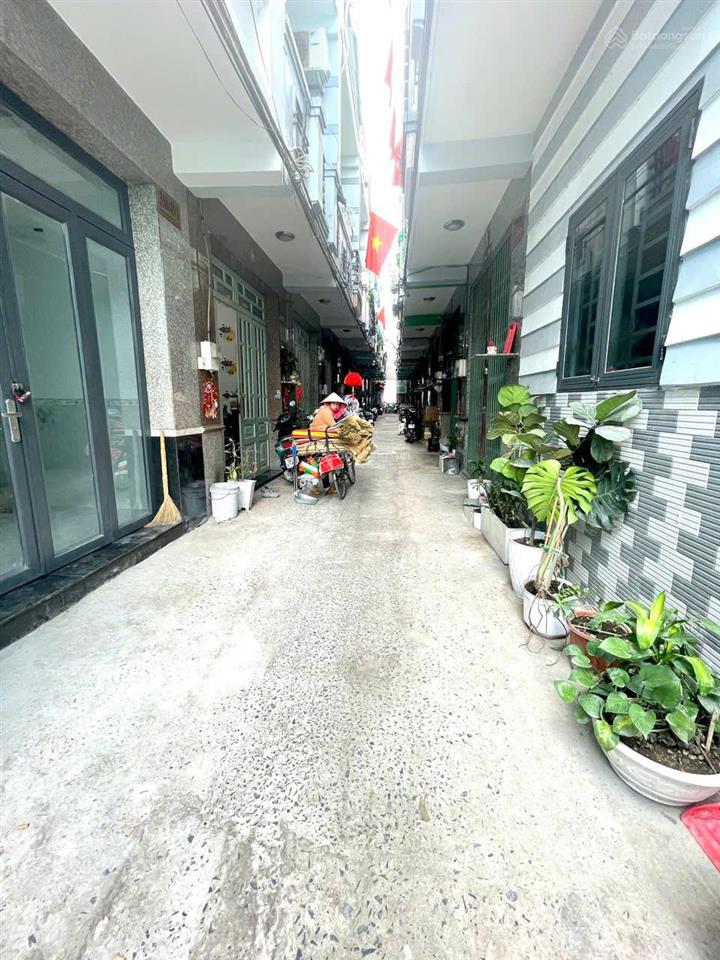 Bán nhà hẻm 4m đường phú định p16 q8 (phường phú định), 1 trệt 1 lầu  2pn, sổ riêng, xd kiên cố