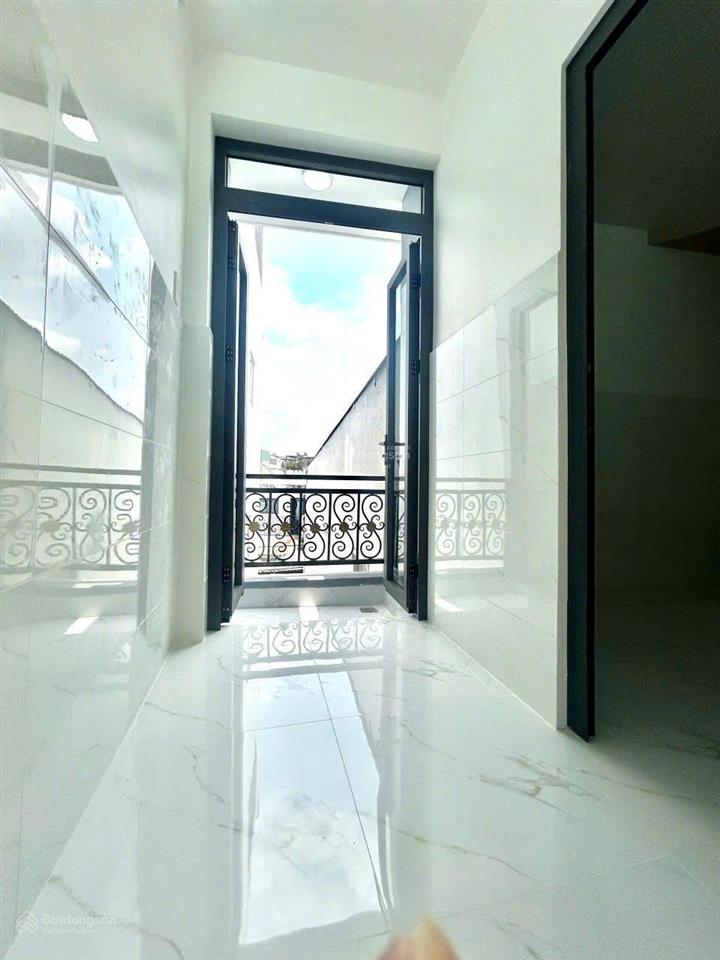Bán nhà mới 100% phú định, p16, q8  1 trệt 2 lầu, 4pn, sổ hồng riêng, hẻm 3m thông, giá 3,98 tỷ