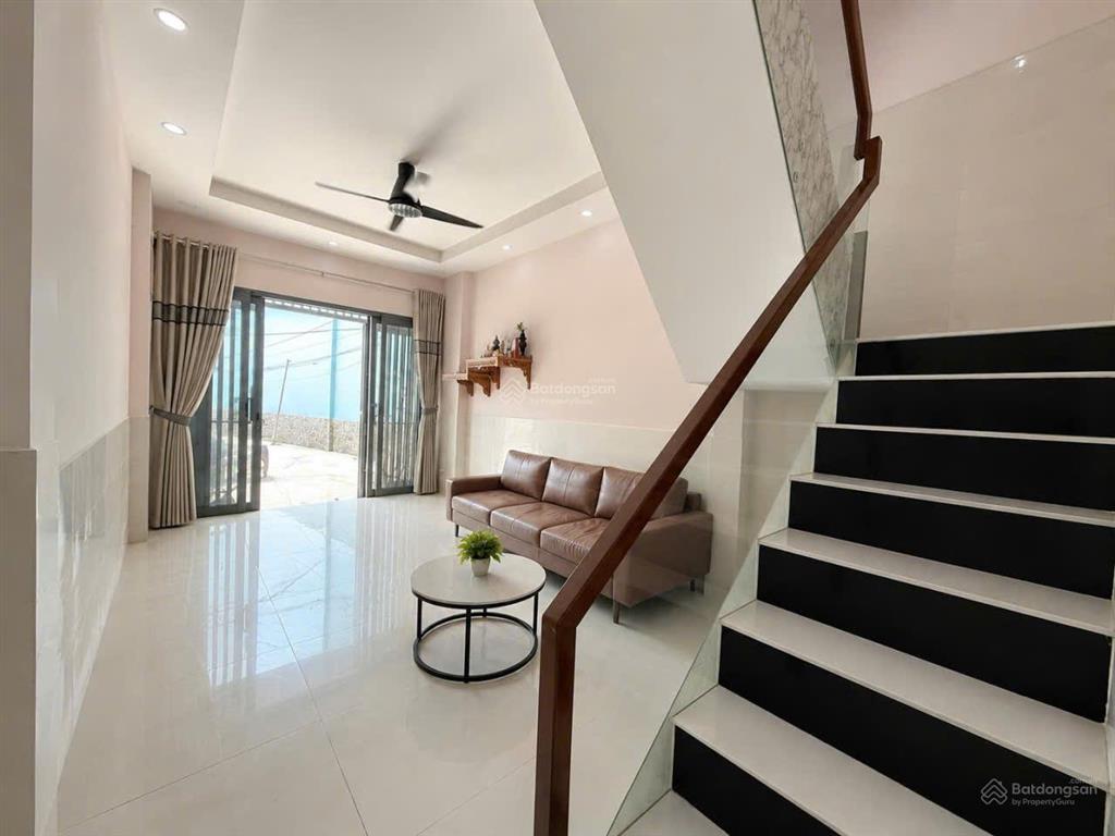 Bán nhà mới đẹp đường phú định, phường 16, quận 8  sổ hồng hoàn công