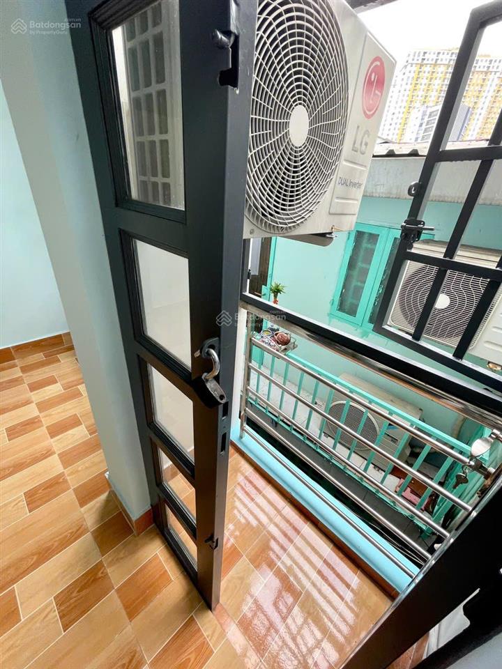 Bán nhà chính chủ đường phú định, p.16, q.8  3x5,5m  1 trệt 1 lầu  giá chỉ 1 tỷ 280