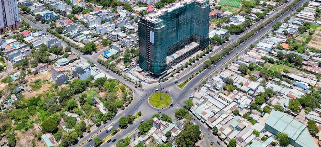 Hiếm có 1 căn 2 phòng ngủ b. 0604 tầng cao mua trực tiếp cdt view biển, thành phố vũng tàu