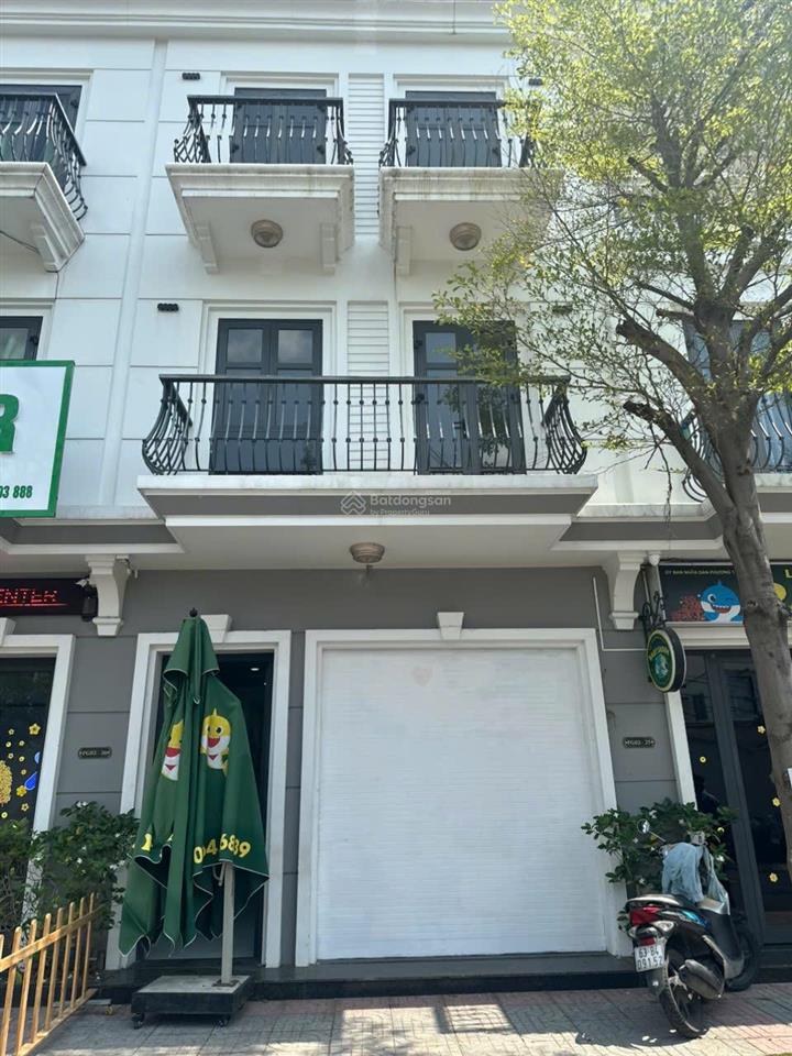 Bán shophouse vincom số 1 hùng vương, tp mỹ tho, 1 trệt 2 lầu + 1 tum. giá 10 tỷ