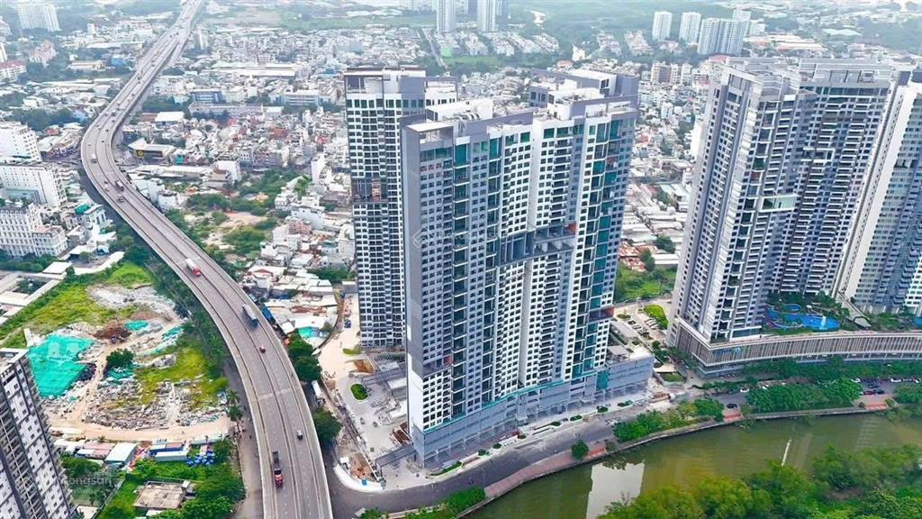 Bán duy nhất 1 căn shophouse the infinity 141,64m2 mặt sông  giá 20 tỷ.  0903 827 *** ms. hoà