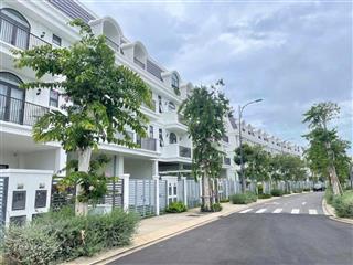 Chính chủ cần bán nhà phố la vida residences 5,4x11m  nhà thô  giá 7.5 tỷ