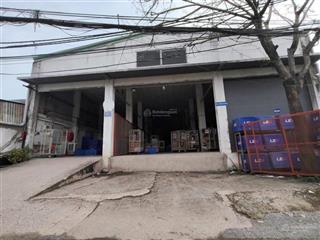 Kho xưởng 400m2 khung kèo kiên cố, tường gạch mái tôn đường xe tải