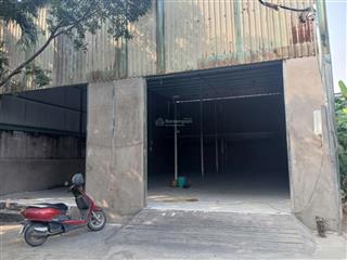 Kho xưởng 250m2 hiệp bình tiện đi trung tâm đường tải sạch đẹp