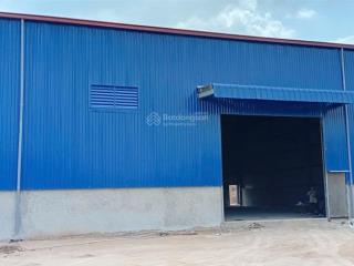 Kho xưởng dt 3800m2 khuôn viên cont ngày đêm. pháp lí chuẩn, giá tốt