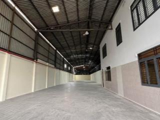 Kho xưởng mới đẹp 850m2 đủ pccc đường cont gần chợ đầu mối