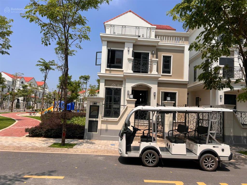 Gấp gấp.biệt thự khu valencia( river park 2)8x19.5, vị trí siêu đẹp 3 mặt thoáng, liền kề công viên
