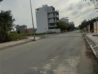 Cần bán góc + bụng view hồ sinh thái kdc tân đô, sổ hồng sẵn