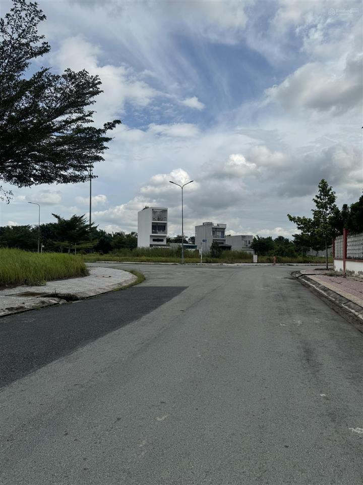 Đường số 10a kdc tân đô ,6x 19 view nhà hàng giá 1 tỷ 600 tr không vướng cống , tủ điện