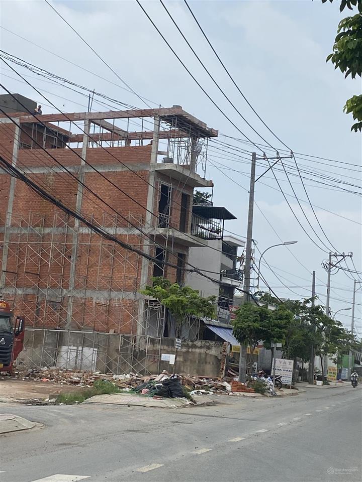Nhà cấp 4 mặt tiền đường đối diện cổng trường cấp 3 bình tân, thu nhập 12tr/tháng