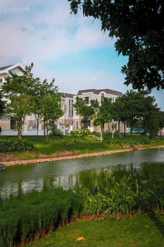 Cần bán nhà phố aqua riverpark2 5x19.5m giá 4.8 tỷ.  0909 772 *** thu ngân