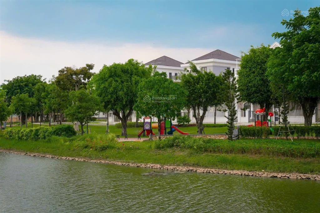 Cần bán nhà phố aqua riverpark2 5x19.5m giá 4.8 tỷ.  0909 772 *** thu ngân