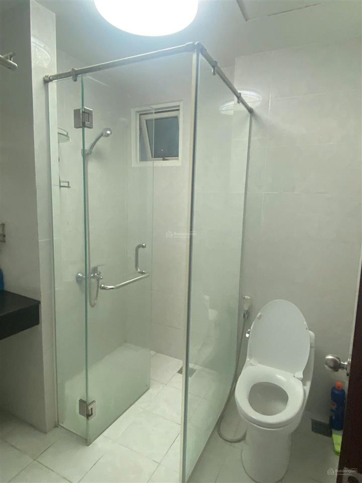 Cho thuê căn hộ chung cư hoàng anh thanh bình q.7 dt 113.7m2 có 3pn 2wc nội thất dính tường 14 tr