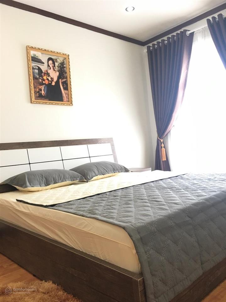 Cho thuê căn hộ chung cư quốc cường gia lai quận 7 dt 131m2 có 3pn căn góc, view đẹp full nt 14tr