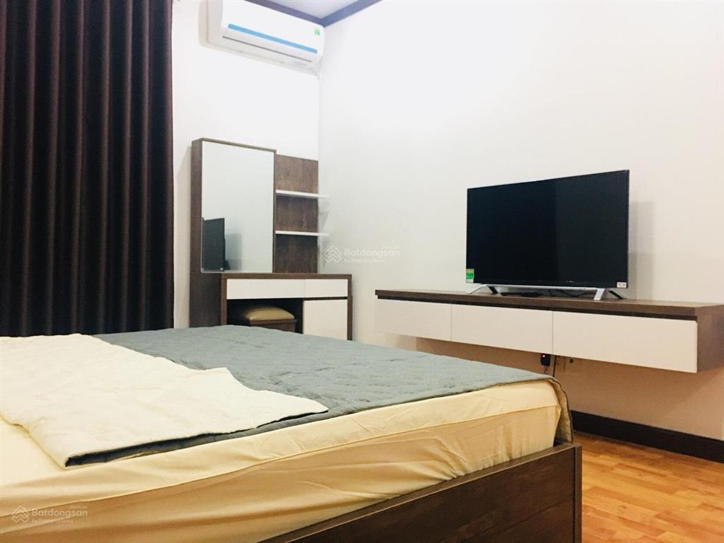 Cho thuê căn hộ chung cư quốc cường gia lai quận 7 dt 131m2 có 3pn căn góc, view đẹp full nt 14tr