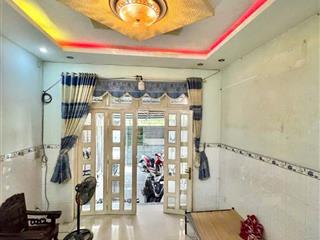 Q2 hàng hiếm  nhà mặt tiền 62m2 giá chỉ 6ty980tr