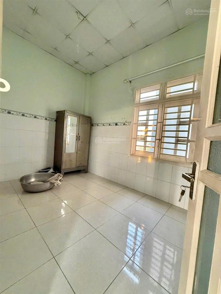 Q2 hàng hiếm  nhà mặt tiền 62m2 giá chỉ 6ty980tr